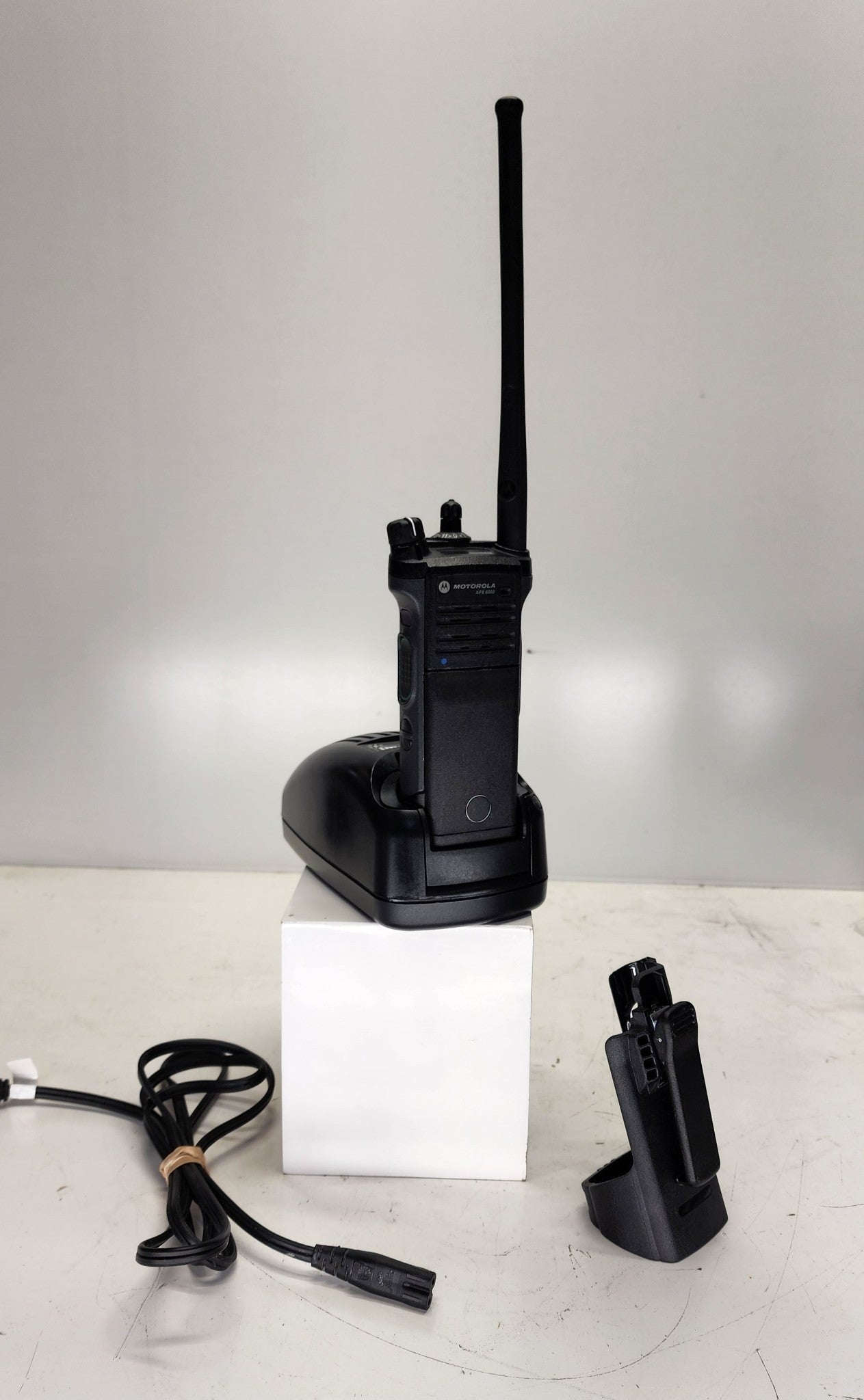 Motorola APX6000 700/800 MHz P25 Digital Portable Two-Way Radio
