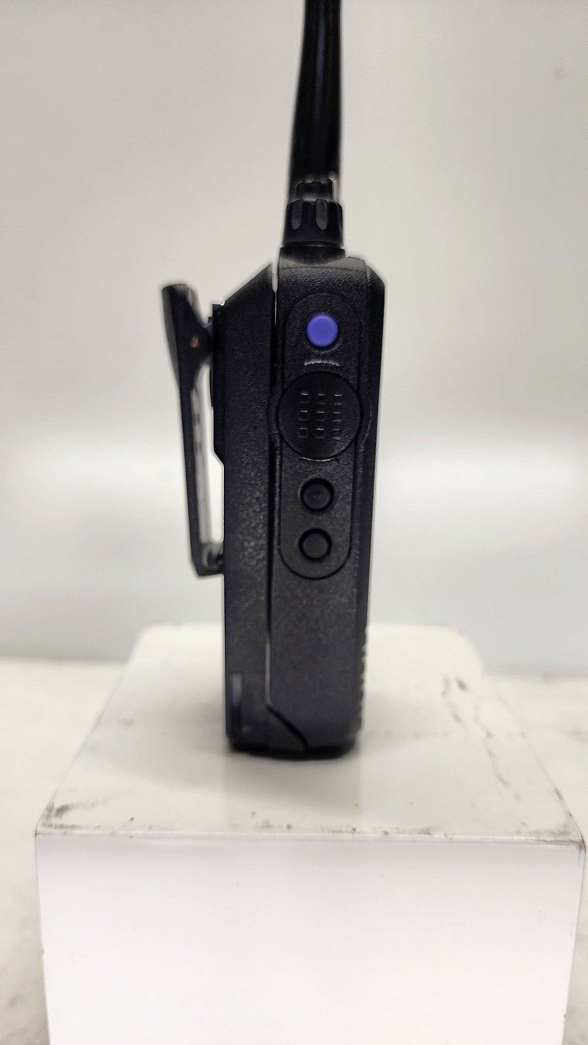 Motorola XPR 6550 VHF 136-174 MHz 5W 1000 Channel Digital Radio