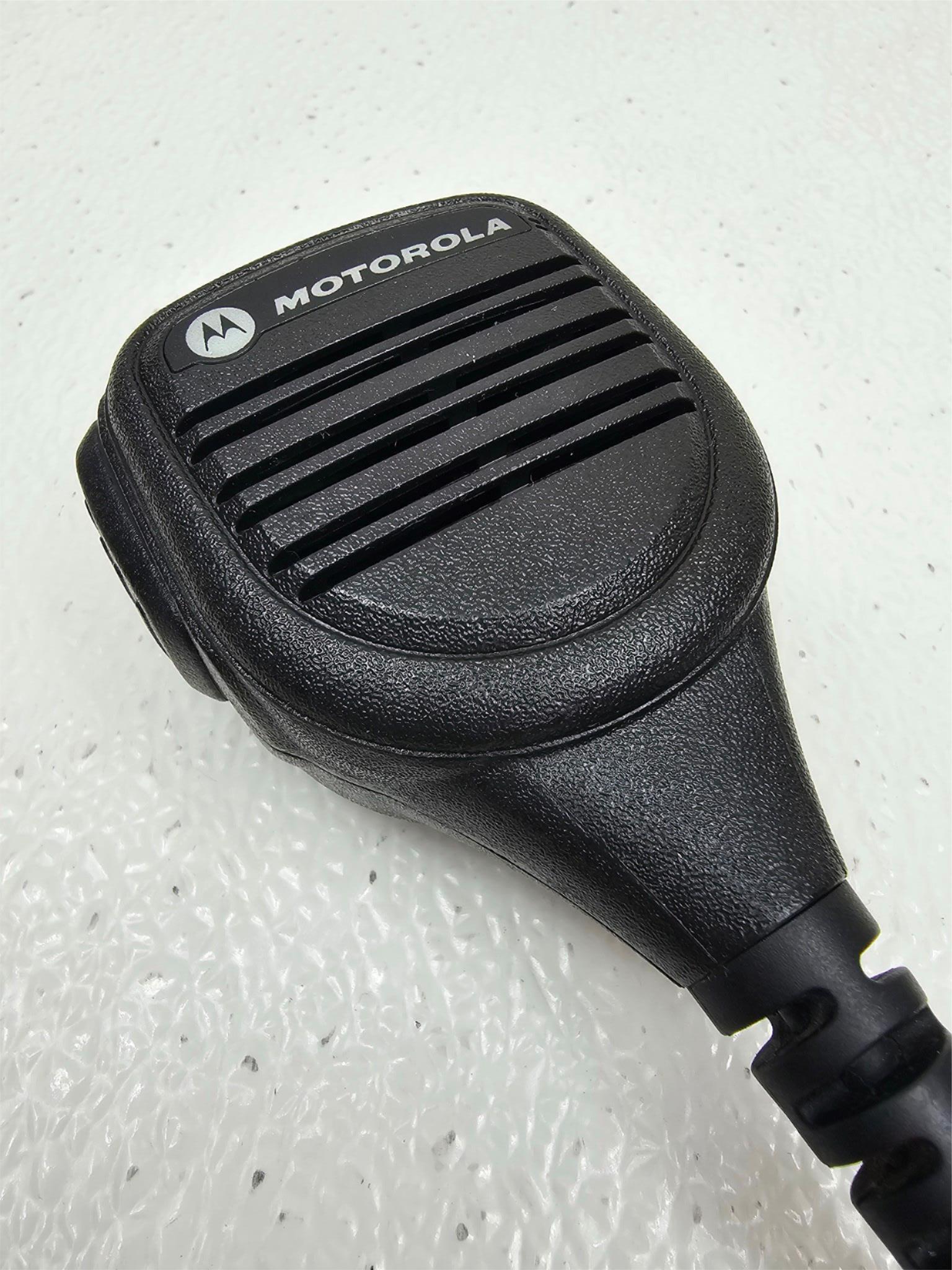 Motorola PMMN4021A Remote Speaker Microphone With 3.5mm Audio Jack