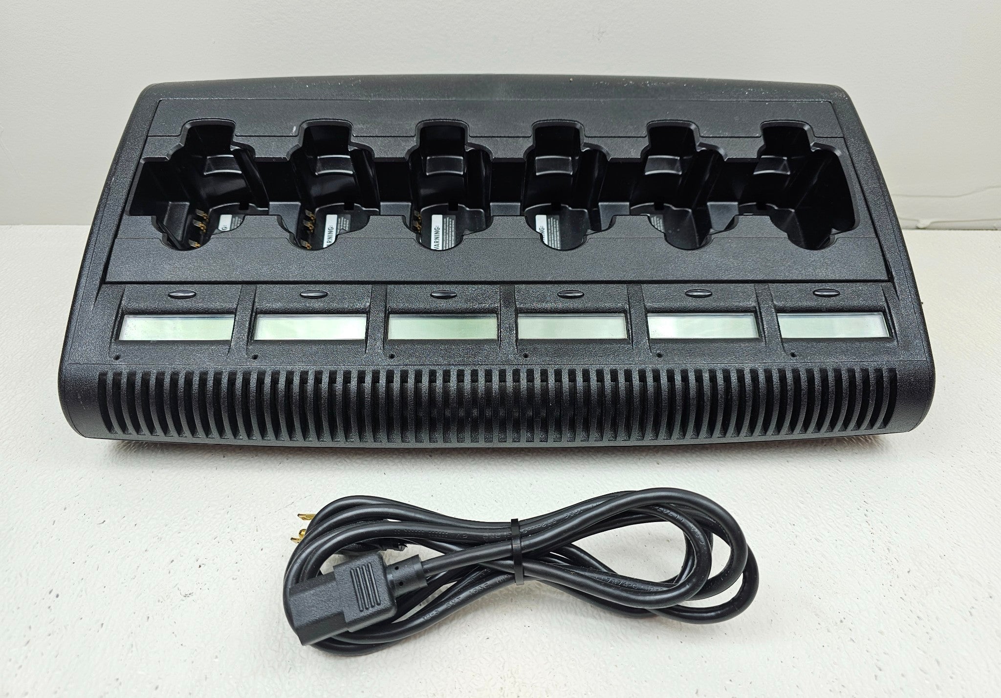 Motorola NNTN7072A 6-Bank Gang Charger with Display for APX Radios