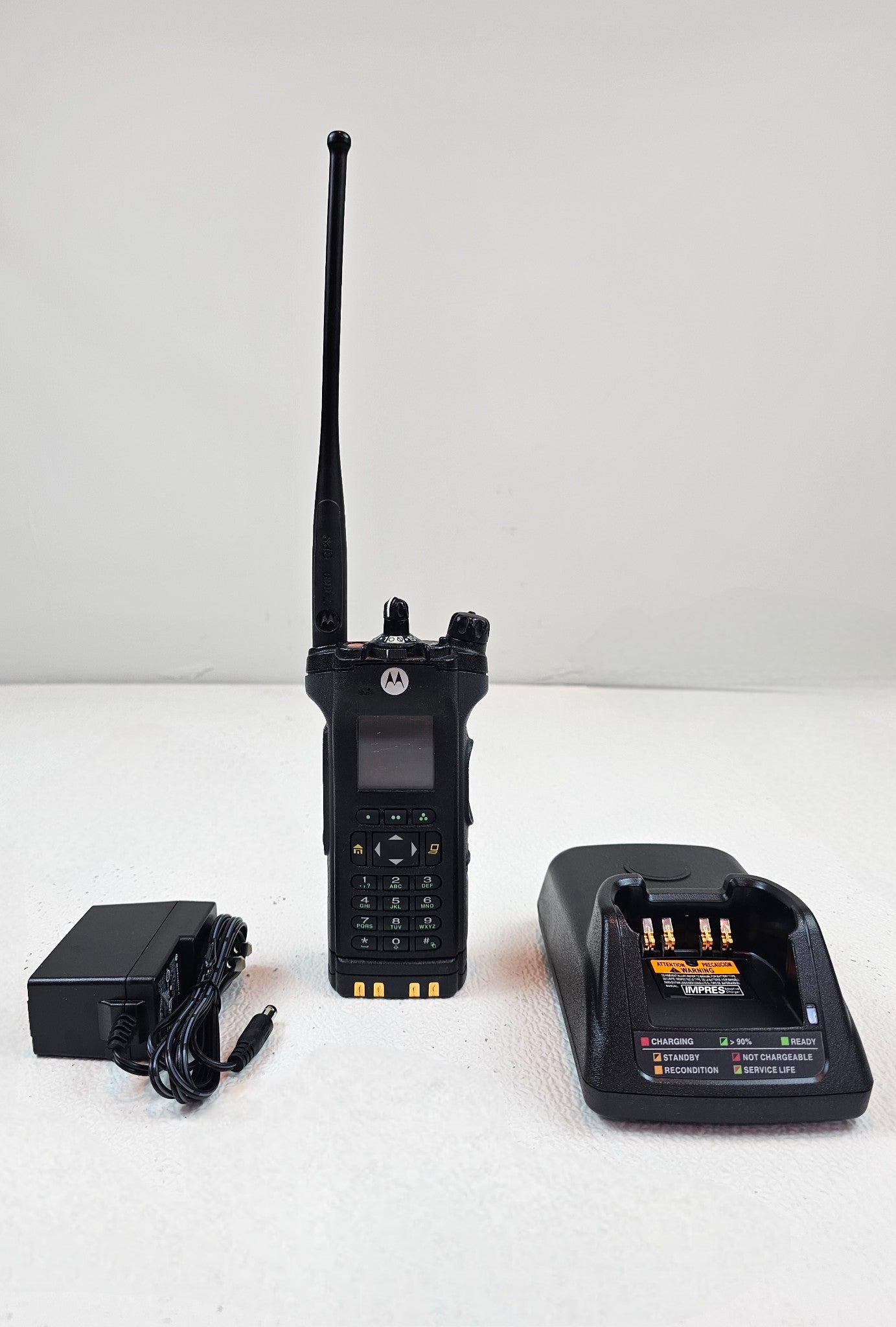 Motorola APX 6000 M3.5 700/800 MHz Portable Radio