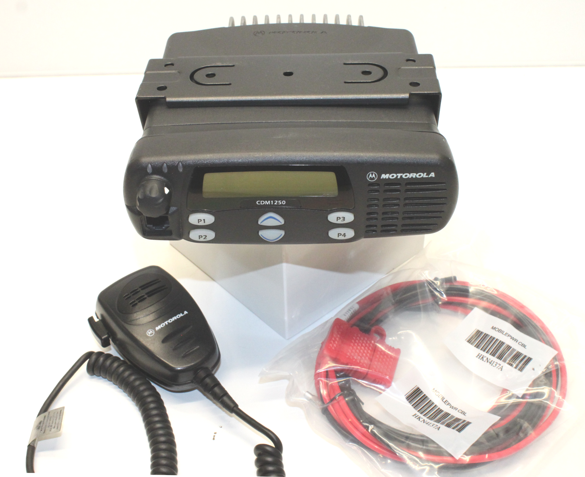 Motorola CDM1250 Mobile Radio UHF 450-512MHz 25W Two-Way Transceiver