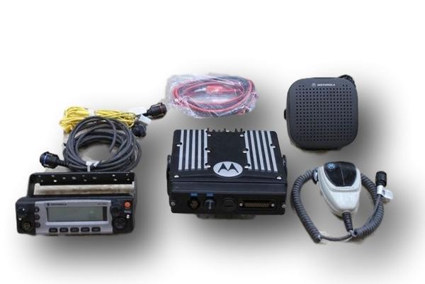 Motorola XTL5000 UHF Mobile Radio 100W Remote Mount