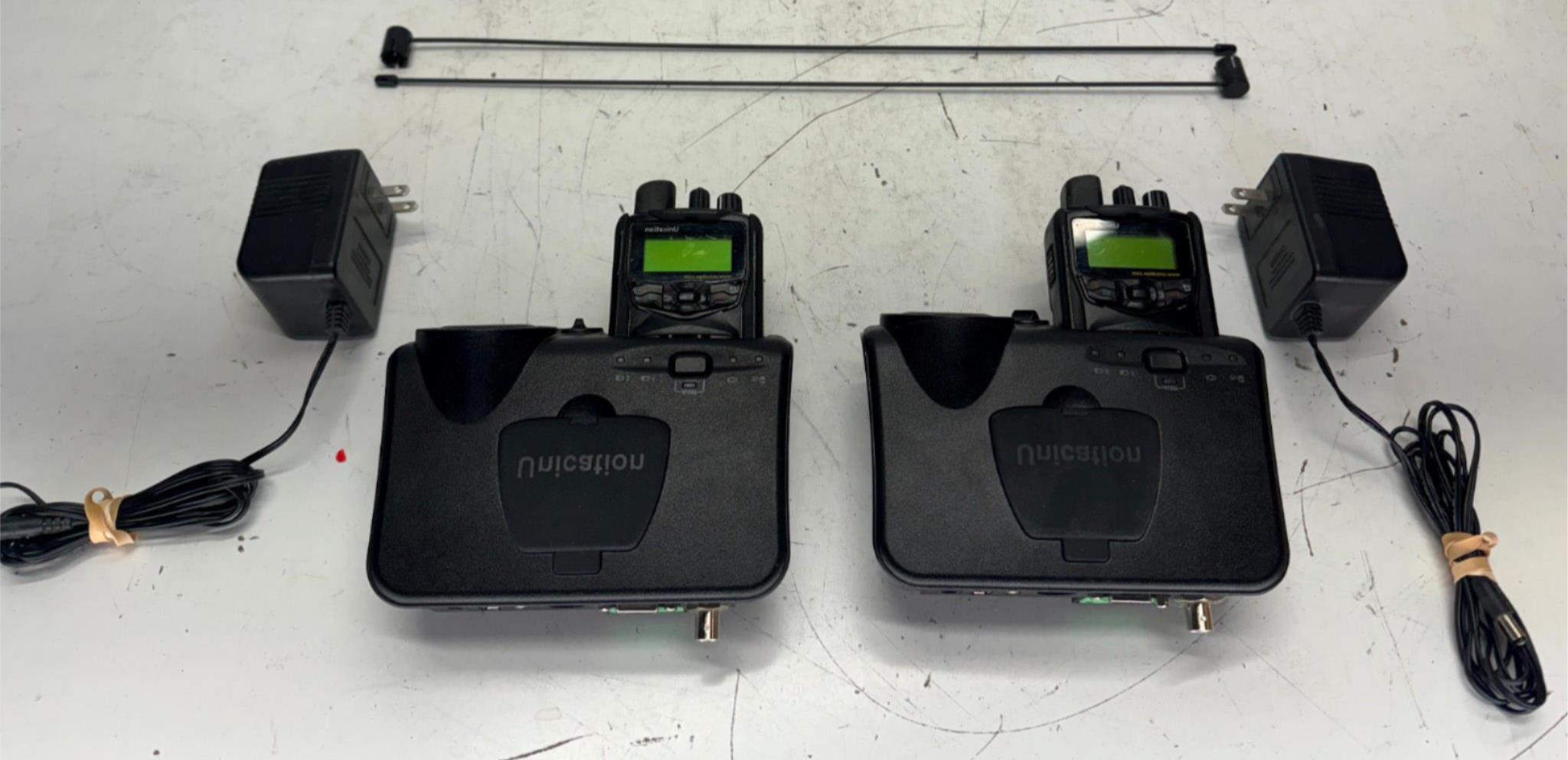 Unication G1 VHF Pagers 148-164 MHz with Amplified Charger Set