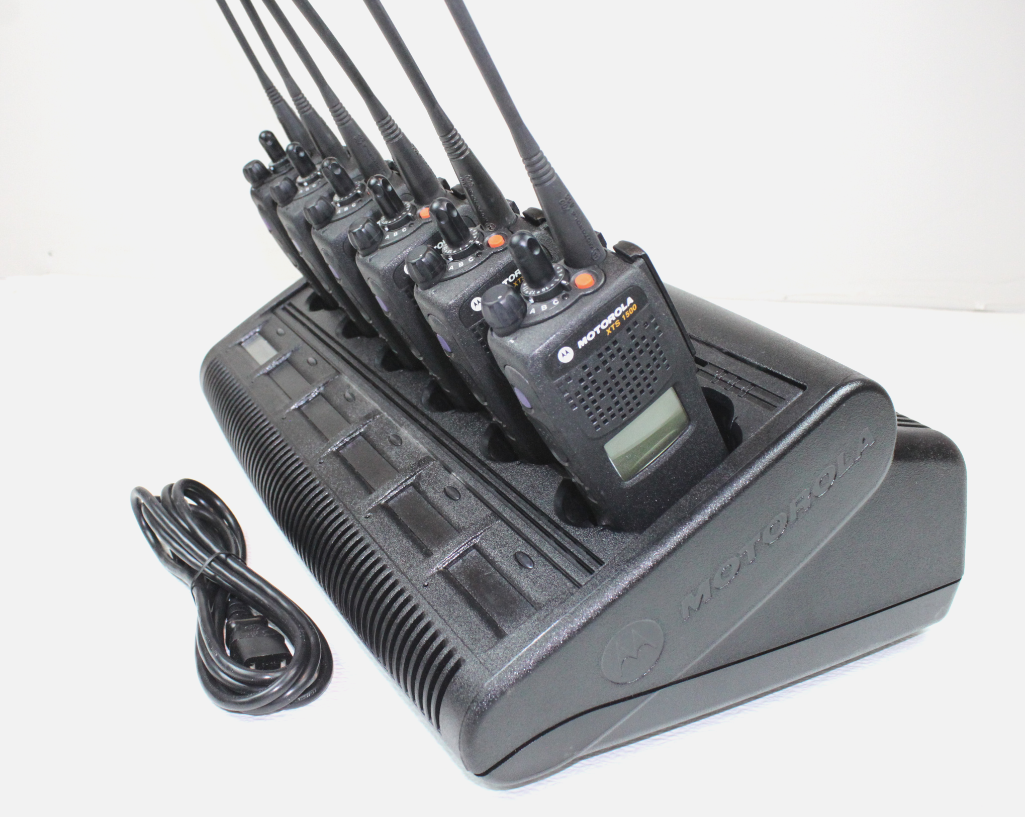 Motorola XTS1500 800Mhz 6-Pack P25 Digital Radio Bundle