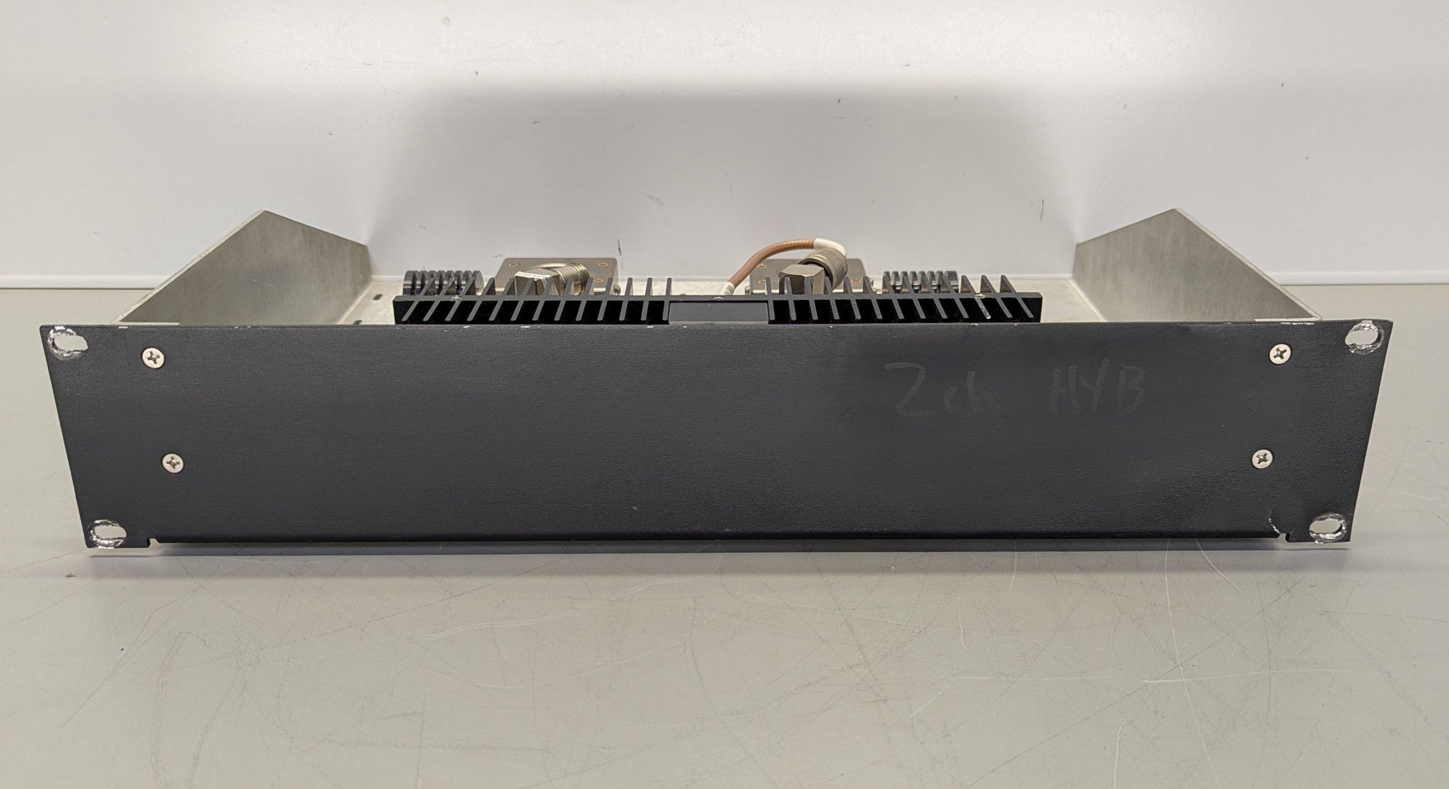 Celwave TBC 460-2 2 Channel UHF Hybrid Combiner