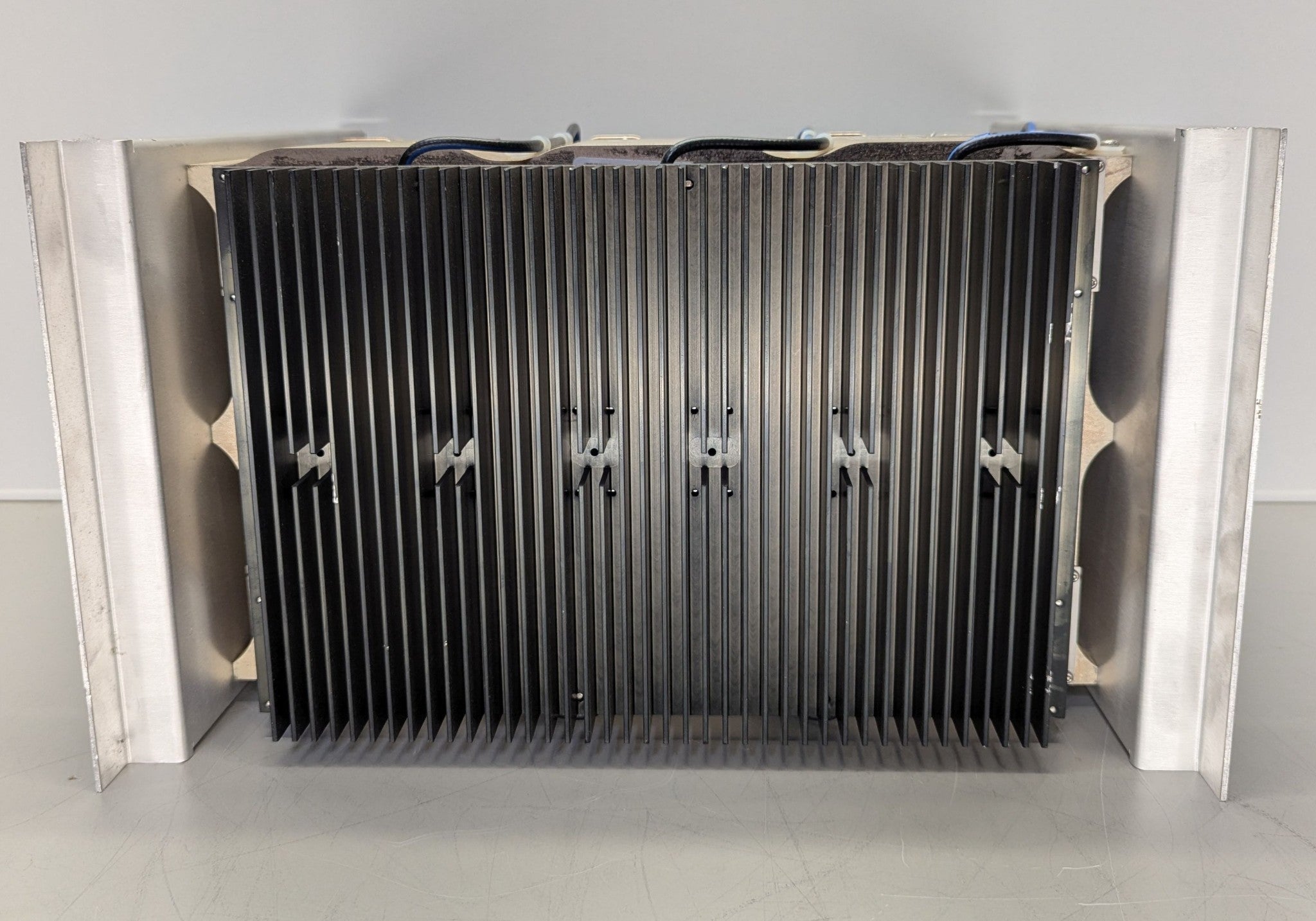 Filtronic 6 Channel 700 MHz Ceramic Combiner