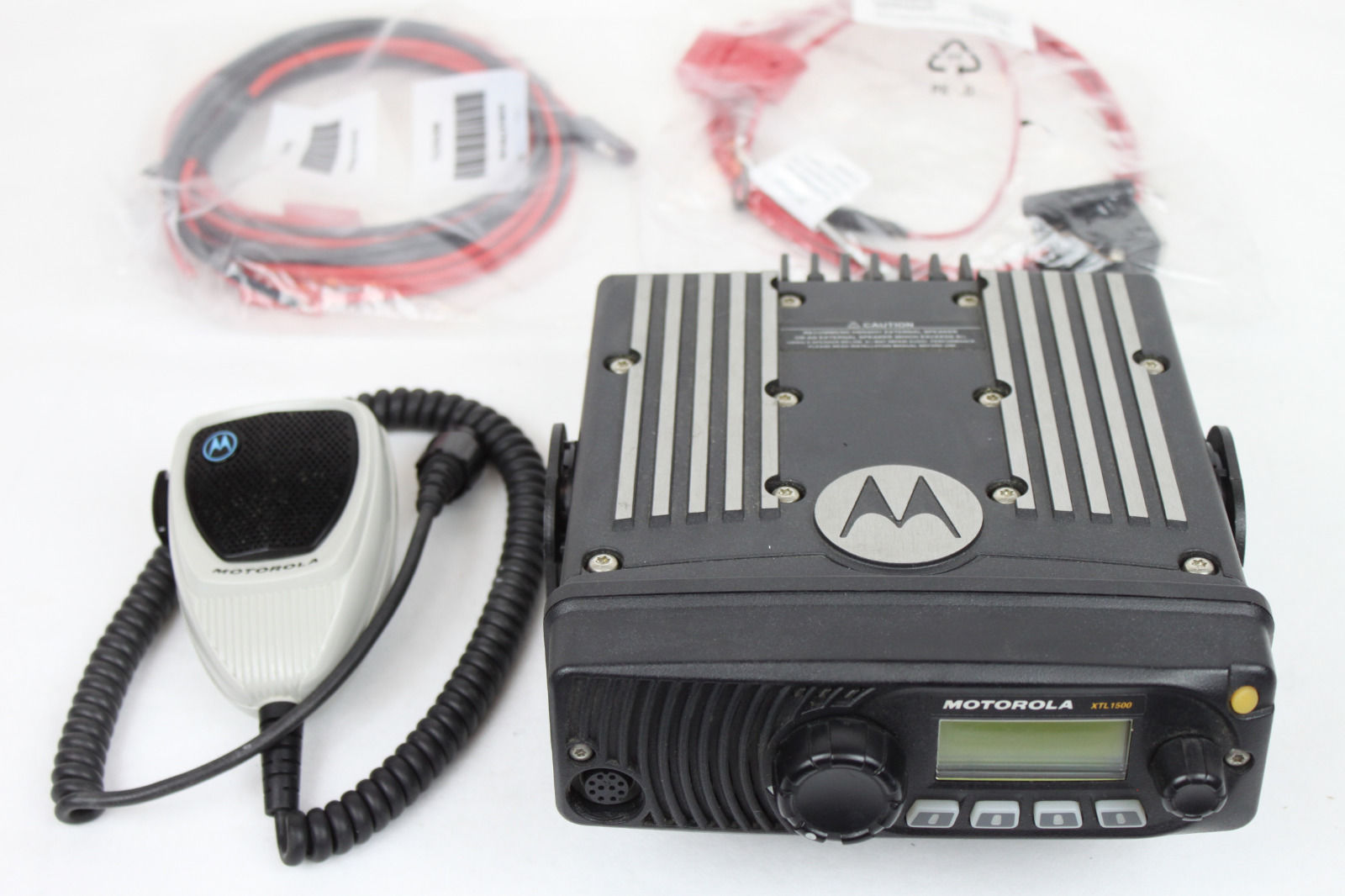Motorola XTL1500 UHF Mobile Radio 450-520 MHz 40W